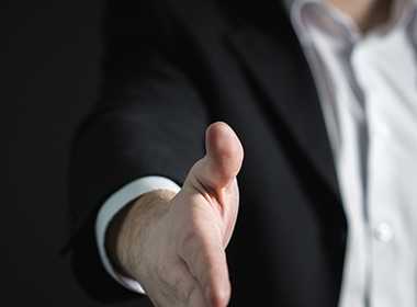 How to profitably sell insurance online in 2025